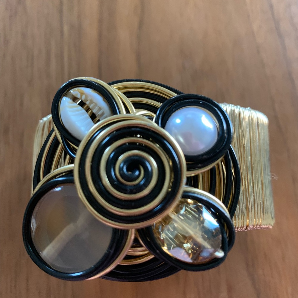 Wide Bangle Opened Bracelet